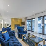 Sara For 10 People Near Novigrad With Sea View And Salt- Water Pool ヴィラ *