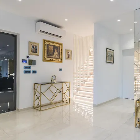 Vila Sara For 10 People Near Novigrad With Sea View And Salt- Water Pool