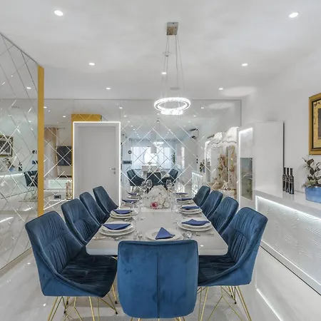Vila Sara For 10 People Near Novigrad With Sea View And Salt- Water Pool *
