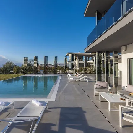 Sara For 10 People Near Novigrad With Sea View And Salt- Water Pool Kaštelir